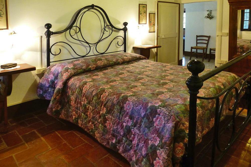 Casa Vacanze "L'Aione" Gambassi Terme Zewnętrze zdjęcie